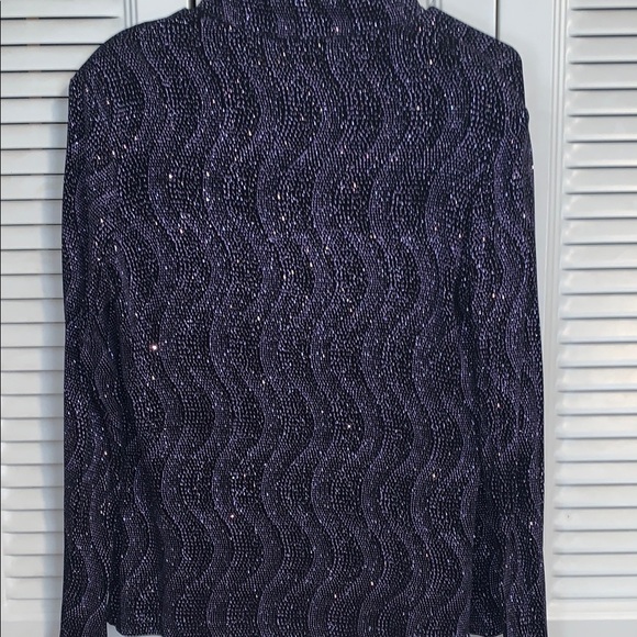 Onyx Nite Black and Silver Glitter Top - Picture 5 of 5